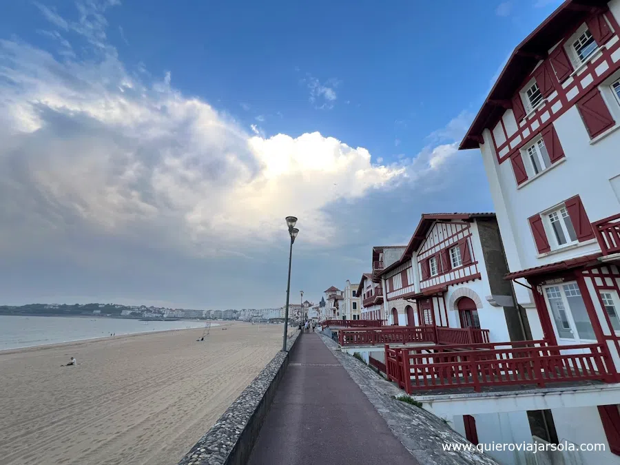 Las casas típicas junto a la playa