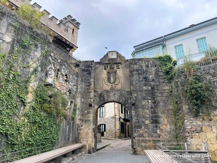 Frontal de la puerta
