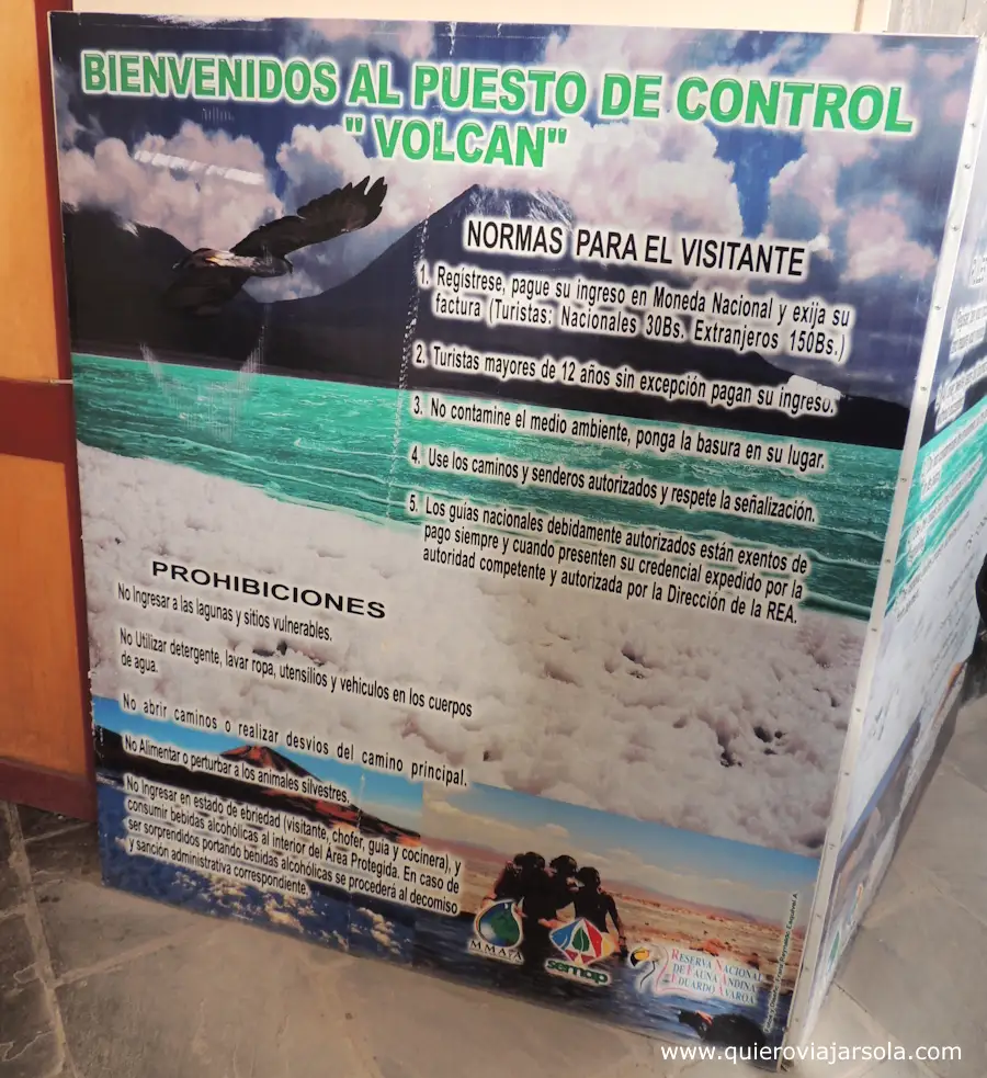 Cartel con instrucciones de entrada en la reserva