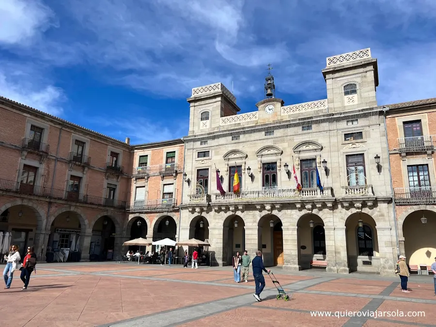 Fachada del ayuntamiento de Ávila